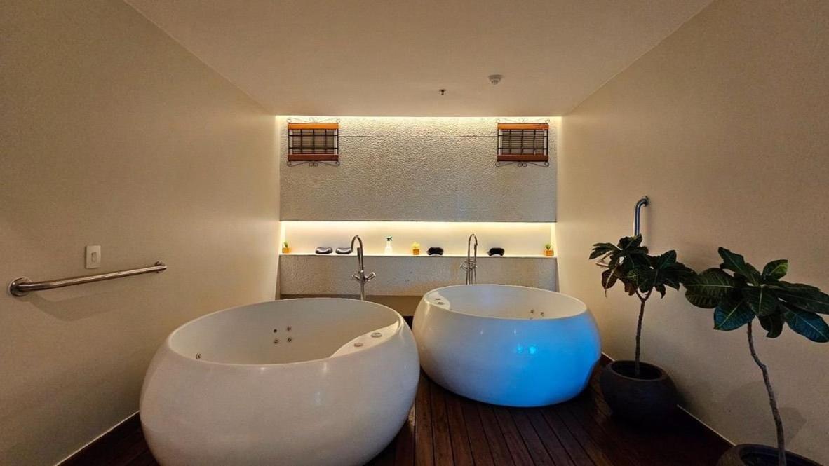 Incrivel Apartamento Brisas Lago Бразилия Екстериор снимка